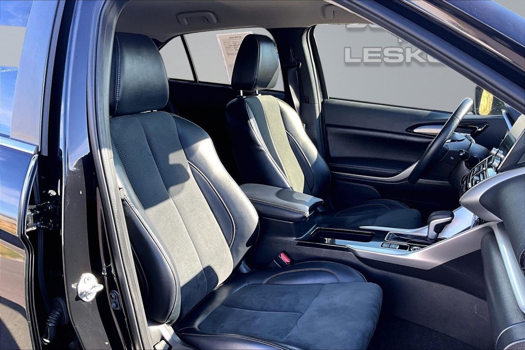Used 2025 Mitsubishi Eclipse Cross SE AWD/4WD image 7