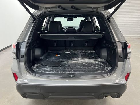 Used 2026 Subaru Forester Touring AWD/4WD image 24
