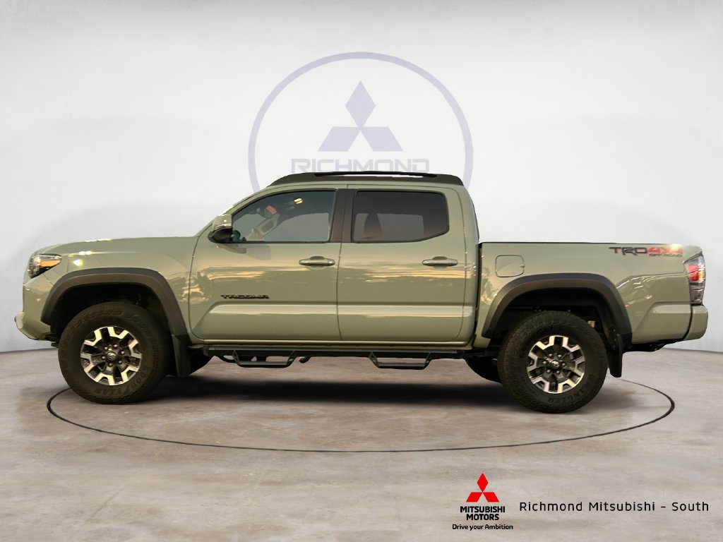 Used 2023 Toyota Tacoma TRD Off-Road w/ Technology Package AWD/4WD image 6