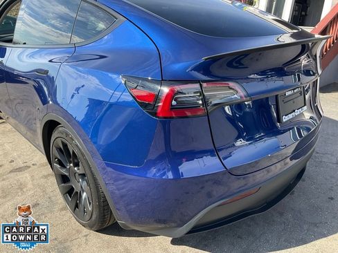 Used 2023 Tesla Model Y Long Range AWD/4WD image 86