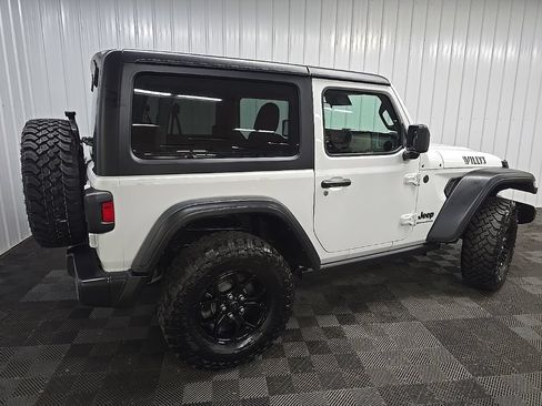 Used 2024 Jeep Wrangler Sport AWD/4WD image 3
