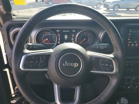 Used 2020 Jeep Gladiator Sport w/ Quick Order Package 24S image 10