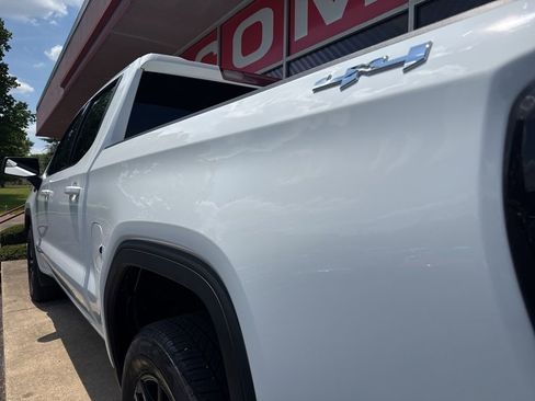 Used 2024 GMC Sierra 1500 Elevation AWD/4WD image 13