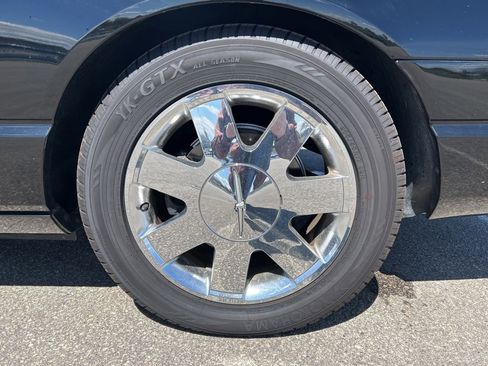Used 2003 Ford Thunderbird RWD image 18