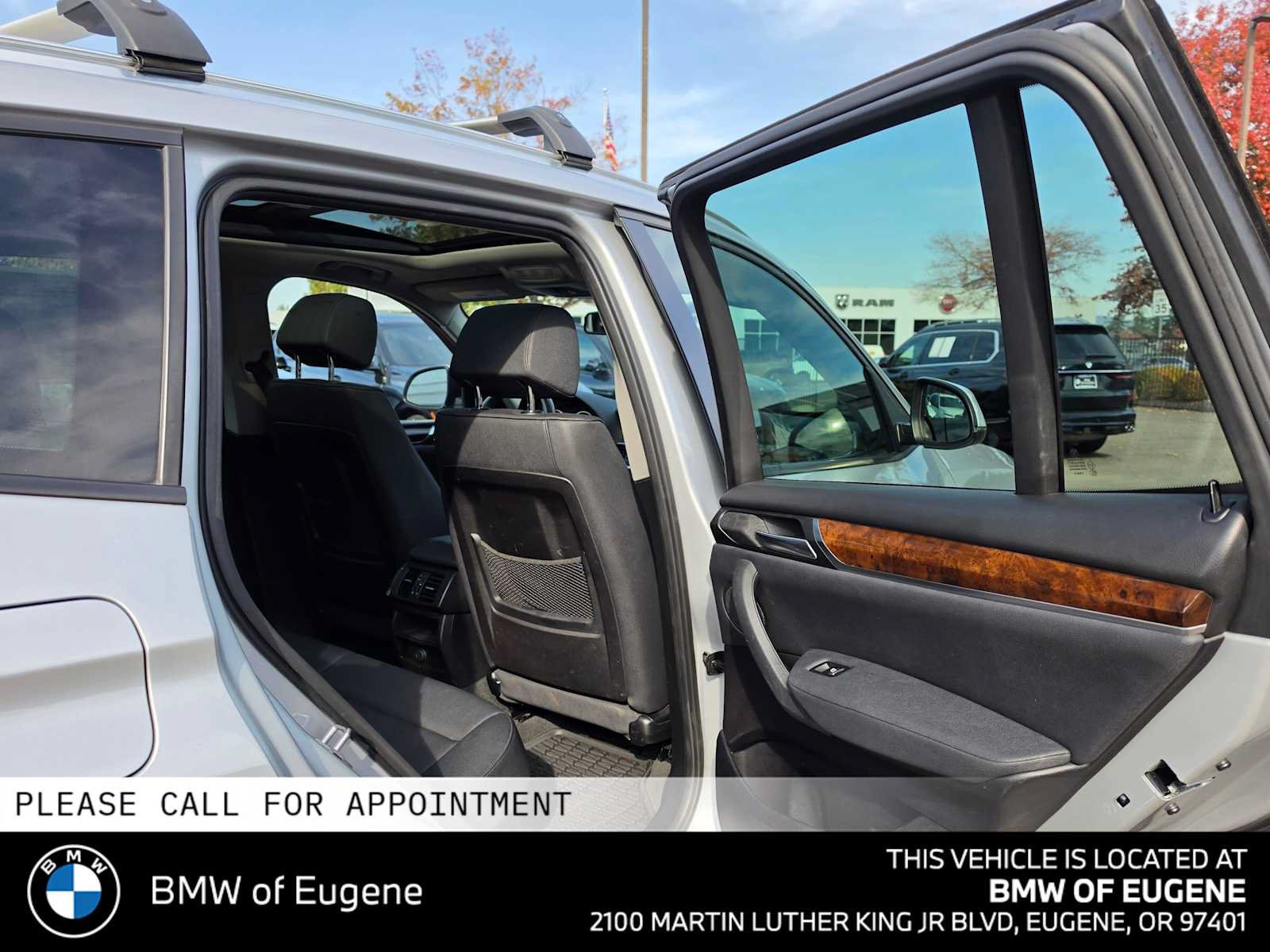 Used 2017 BMW X3 xDrive28i AWD/4WD image 14