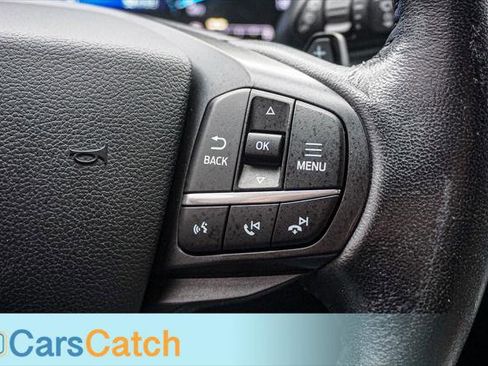 Used 2020 Ford Explorer XLT image 34