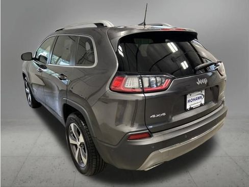 Used 2021 Jeep Cherokee Limited w/ Elite Package AWD/4WD image 3