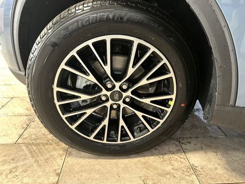 New 2026 Ford Escape SE image 33