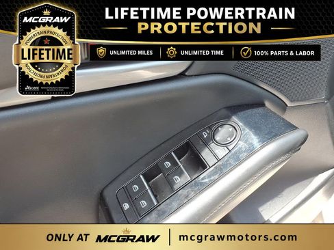 Used 2024 MAZDA MAZDA3 s FWD image 10