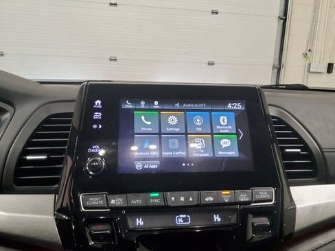 Used 2024 Honda Odyssey Sport image 23