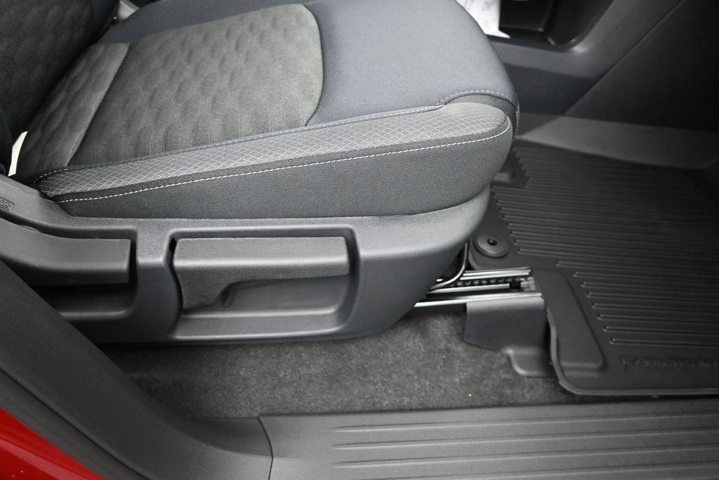 New 2026 Nissan Pathfinder SV FWD image 13