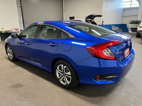 Used 2018 Honda Civic LX image 6