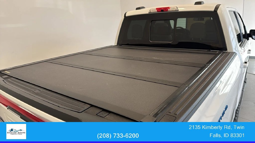 Used 2022 Ford F150 Lightning Platinum AWD/4WD image 13