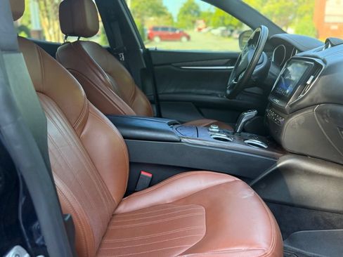Used 2019 Maserati Ghibli S GranLusso RWD image 15