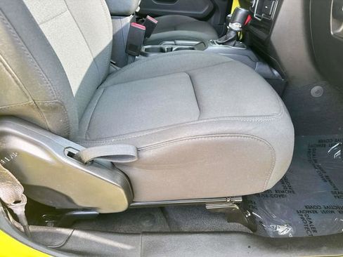 Used 2023 Jeep Gladiator Sport w/ Trailer Tow Package image 15