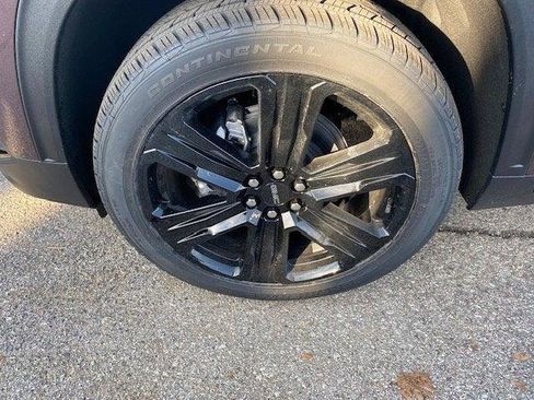 New 2026 GMC Acadia Elevation image 11