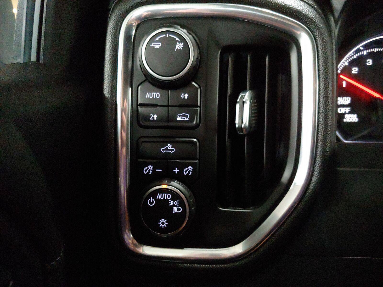 Used 2019 Chevrolet Silverado 1500 LT w/ True North Edition AWD/4WD image 16