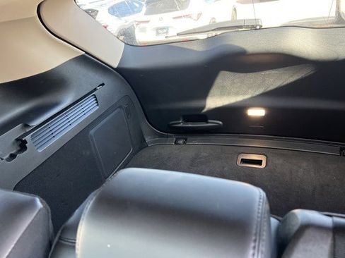 Used 2022 Lincoln Nautilus Reserve image 15