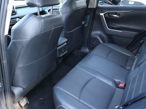 Used 2020 Toyota RAV4 Limited w/ Limited Grade Weather Package AWD/4WD image 37