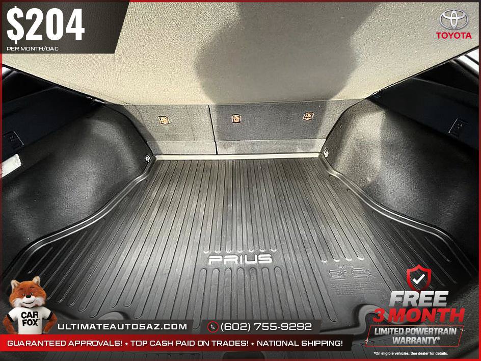 Used 2016 Toyota Prius Three Touring FWD image 11