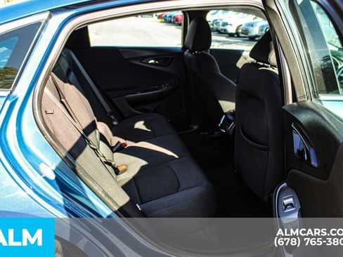 Used 2025 Chevrolet Malibu LT FWD image 17