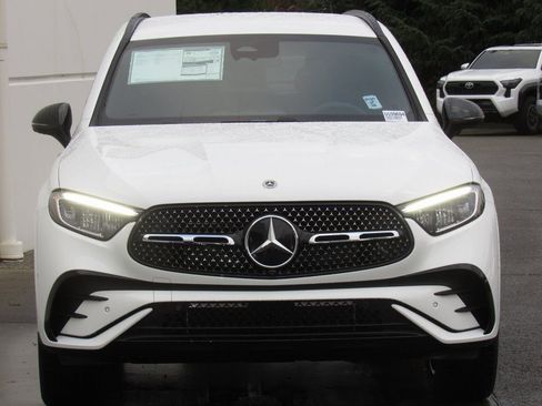 New 2026 Mercedes-Benz GLC 300 4MATIC image 3