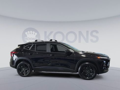 Used 2025 Chevrolet Trax ACTIV w/ Driver Confidence Package image 12