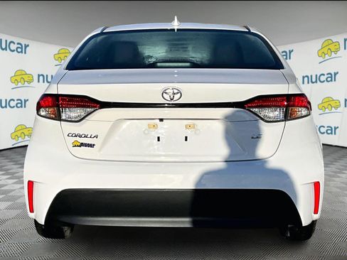 Certified 2025 Toyota Corolla LE image 5