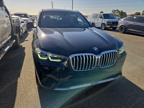 Used 2022 BMW X3 sDrive30i w/ Premium Package 2 RWD image 2