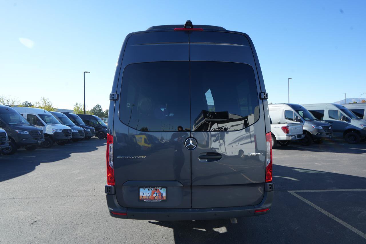 Used 2025 Mercedes-Benz Sprinter 2500 image 8