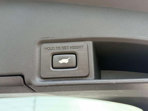 Used 2023 Acura RDX AWD w/ Technology Package image 9