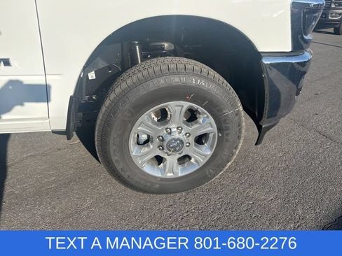 New 2026 RAM 2500 Big Horn AWD/4WD image 13