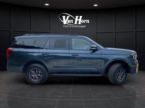 Certified 2025 Ford Expedition Tremor AWD/4WD image 8