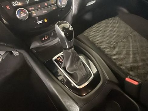 Used 2019 Nissan Rogue Sport SV w/ All-Weather Package AWD/4WD image 21