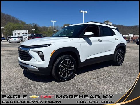 New 2026 Chevrolet TrailBlazer LT w/ Convenience Package AWD/4WD image 1