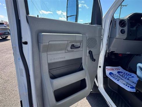 Used 2014 Ford E-450 and Econoline 450 Super Duty w/ Shuttle Bus Prep Package image 28