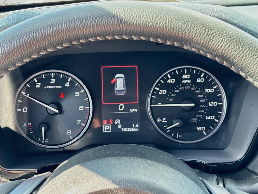 Certified 2025 Subaru Outback Premium AWD/4WD image 10