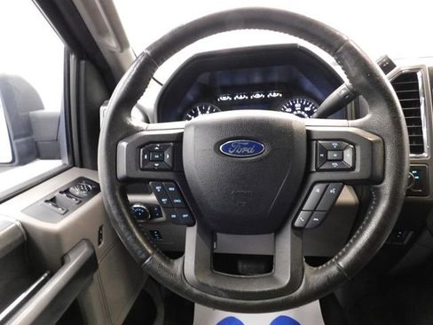 Used 2015 Ford F150 XLT w/ Equipment Group 302A Luxury image 21