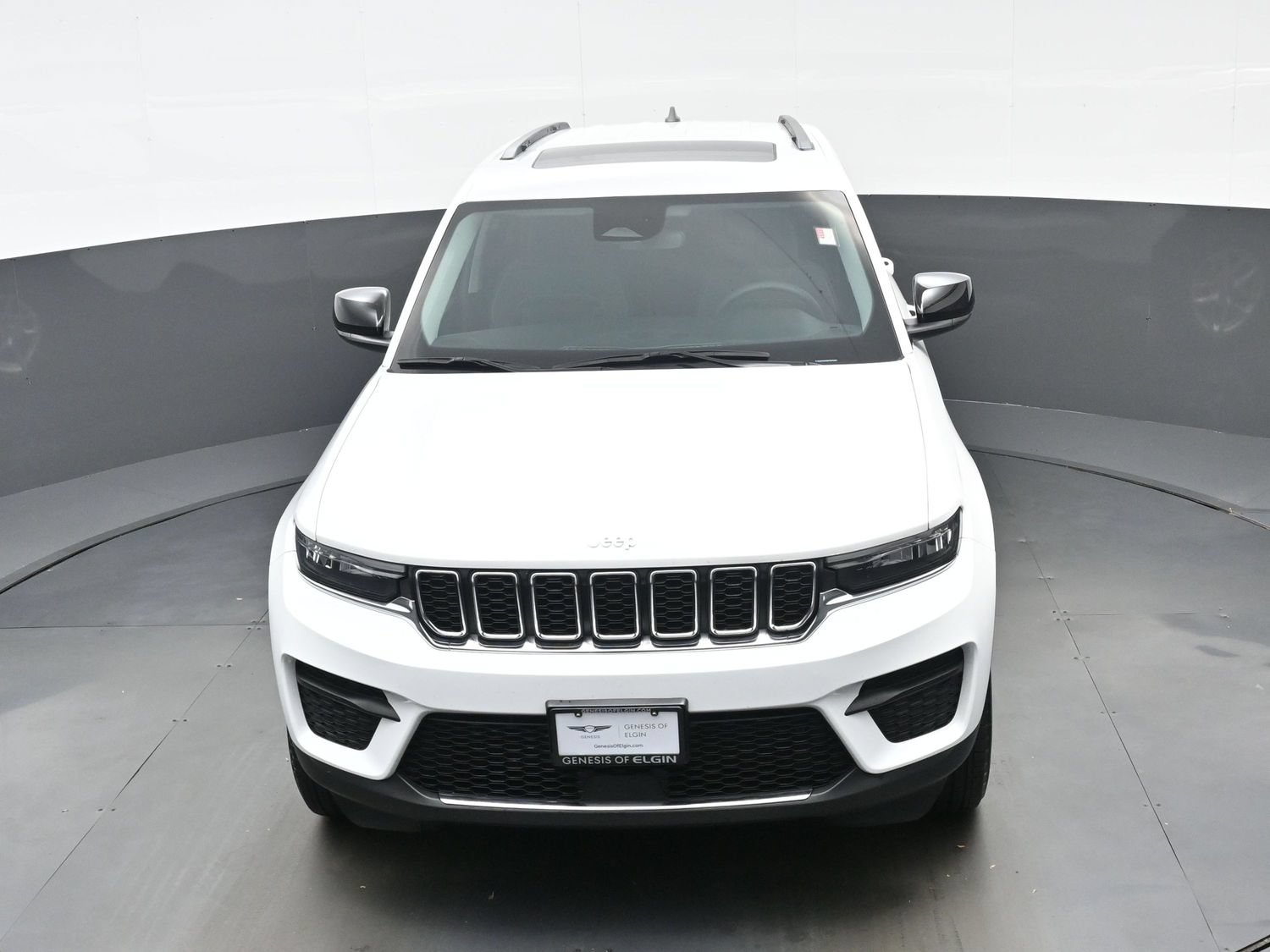 Used 2023 Jeep Grand Cherokee Laredo X AWD/4WD image 39