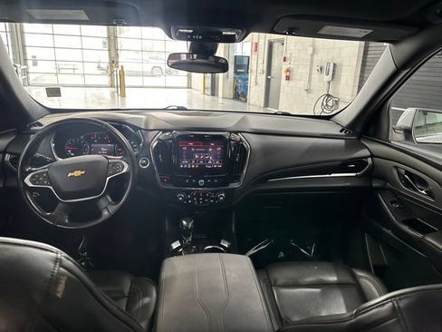 Used 2023 Chevrolet Traverse LT AWD/4WD image 34