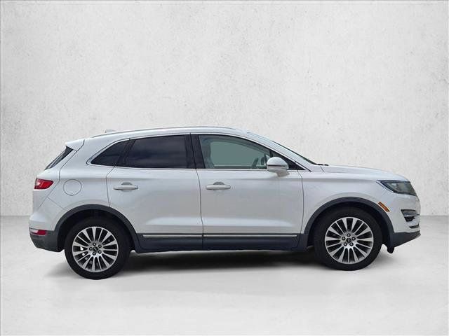 Used 2018 Lincoln MKC Reserve FWD image 4