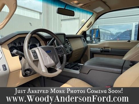 Used 2013 Ford F350 Lariat w/ Lariat Interior Pkg image 6