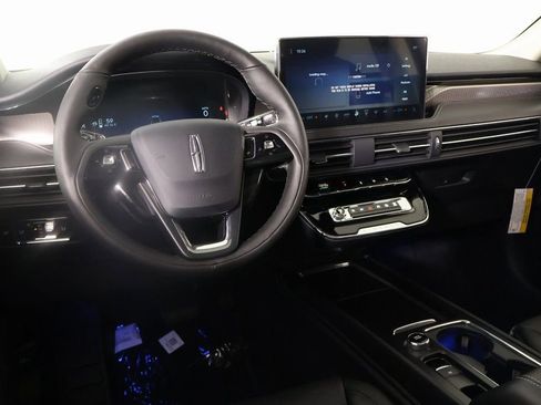 New 2026 Lincoln Corsair Reserve w/ Jet Appearance Package FWD image 2