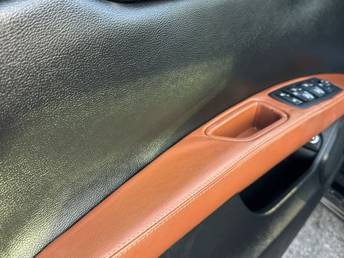 Used 2016 Maserati Ghibli S image 17