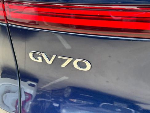 Used 2025 Genesis GV70 2.5T AWD/4WD image 12