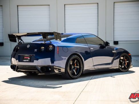 Used 2014 Nissan GT-R Premium AWD/4WD image 56