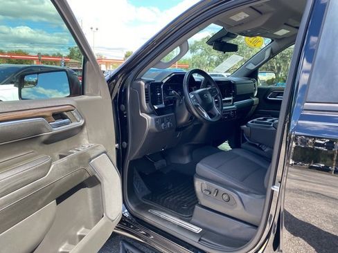 Certified 2023 Chevrolet Silverado 1500 RST image 7