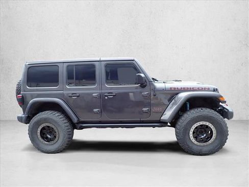 Used 2019 Jeep Wrangler Unlimited Rubicon AWD/4WD image 3