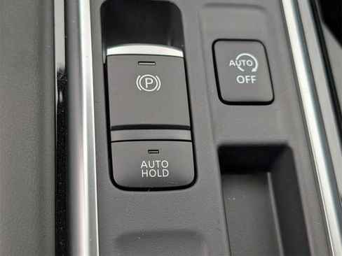 New 2025 Nissan Pathfinder SV image 16