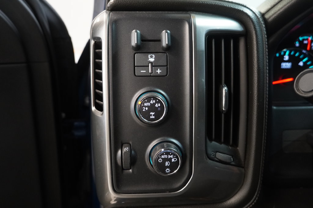 Used 2015 Chevrolet Silverado 1500 LTZ w/ LTZ Plus Package AWD/4WD image 14
